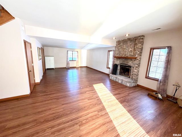 3500 Branchwood Drive, Quincy, IL 62301