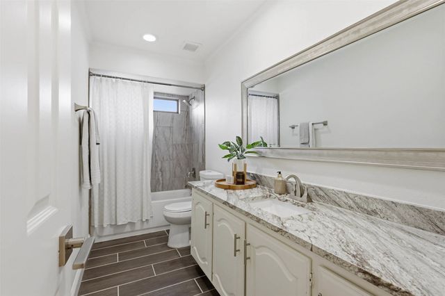 2336 Highlands Creek Road, Carrollton, TX 75007