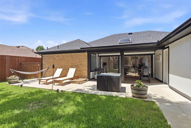 2336 Highlands Creek Road, Carrollton, TX 75007