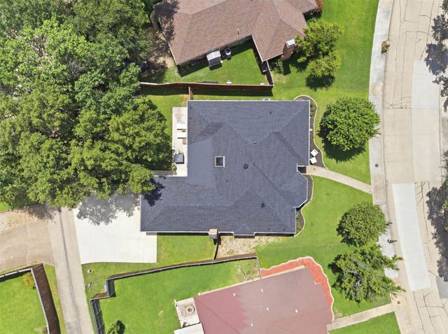 2336 Highlands Creek Road, Carrollton, TX 75007