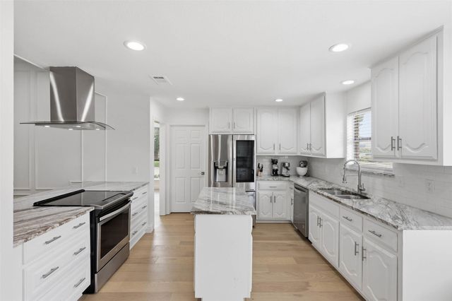 2336 Highlands Creek Road, Carrollton, TX 75007