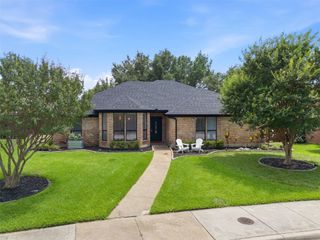 2336 Highlands Creek Road, Carrollton, TX 75007