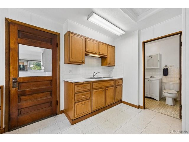 2111 S Grant St, Denver, CO 80210