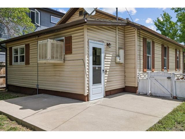 2111 S Grant St, Denver, CO 80210