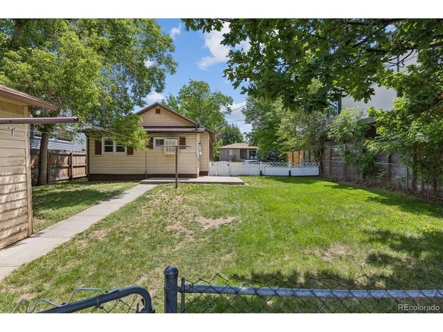 2111 S Grant St, Denver, CO 80210