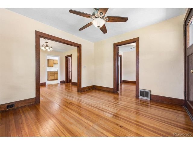 2111 S Grant St, Denver, CO 80210