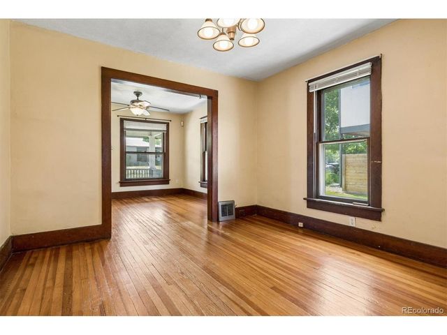 2111 S Grant St, Denver, CO 80210