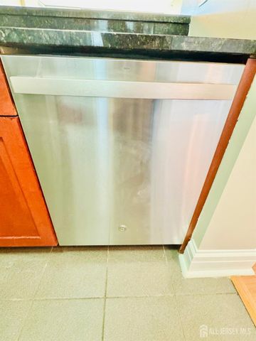 1 Spring Street 1806, New Brunswick, NJ 08901