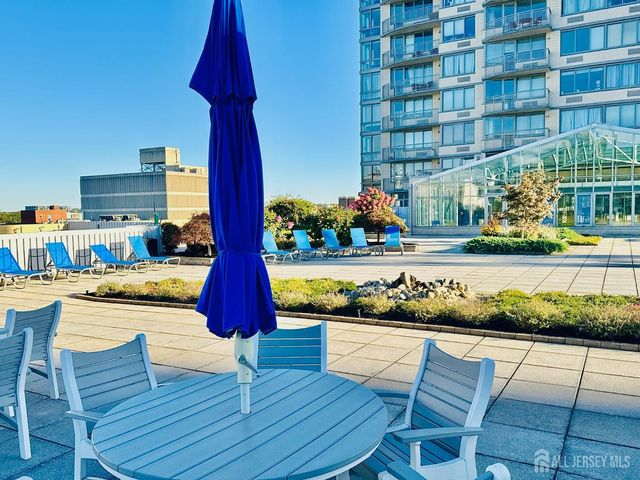 1 Spring Street 1806, New Brunswick, NJ 08901