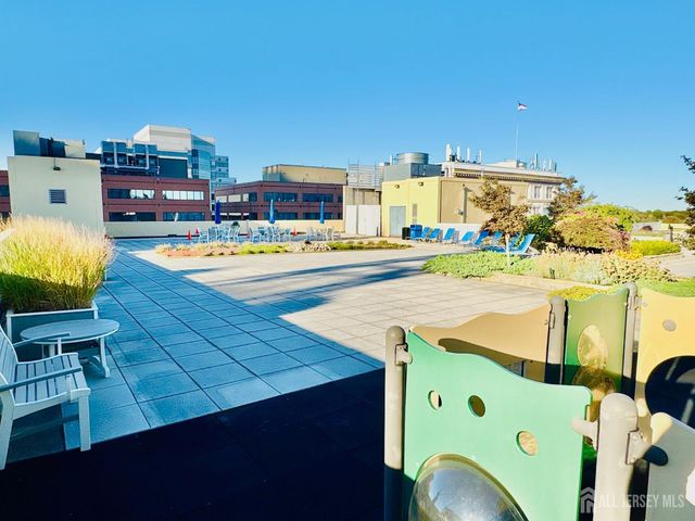 1 Spring Street 1806, New Brunswick, NJ 08901