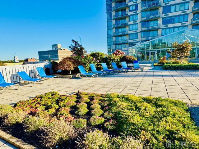 1 Spring Street 1806, New Brunswick, NJ 08901