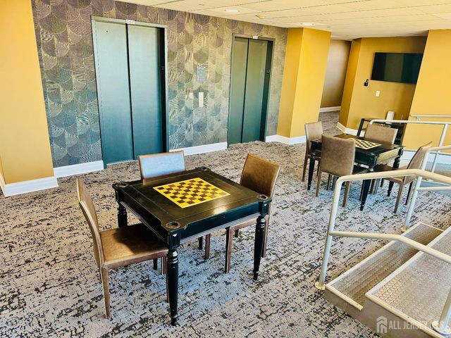 1 Spring Street 1806, New Brunswick, NJ 08901