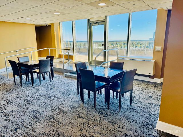 1 Spring Street 1806, New Brunswick, NJ 08901