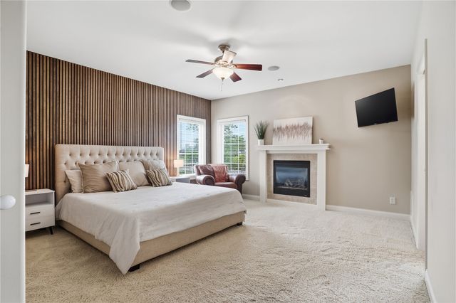 2360 Grey Wolf, Hiawatha, IA 52233