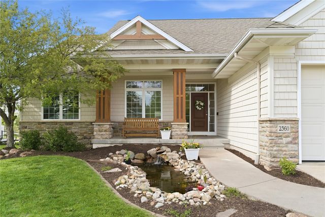 2360 Grey Wolf, Hiawatha, IA 52233