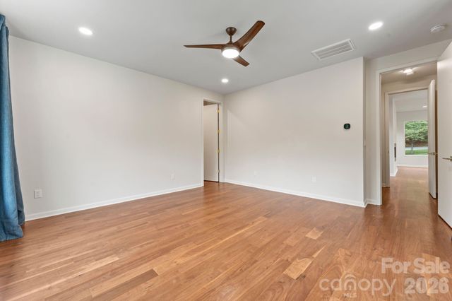 1064 Greylyn Drive, Matthews, NC 28104