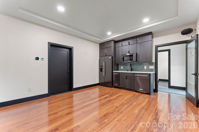 1064 Greylyn Drive, Matthews, NC 28104