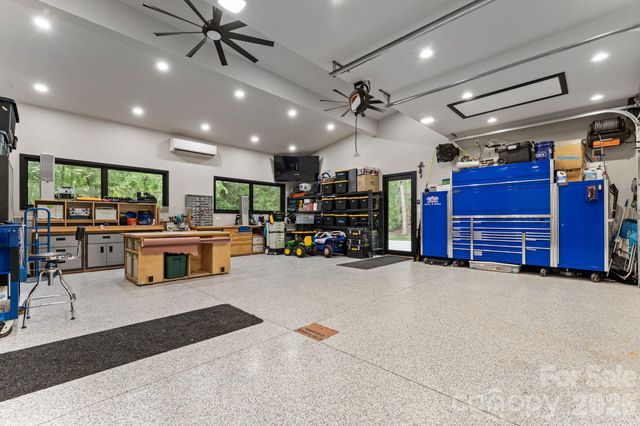 1064 Greylyn Drive, Matthews, NC 28104