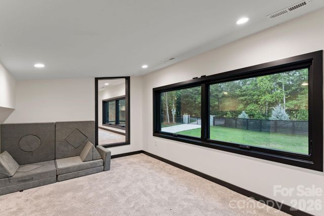 1064 Greylyn Drive, Matthews, NC 28104