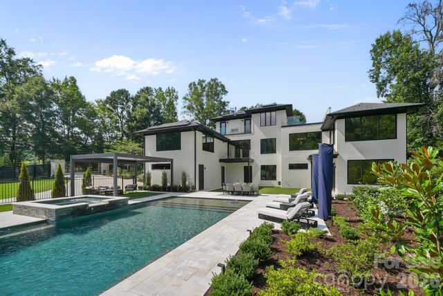 1064 Greylyn Drive, Matthews, NC 28104
