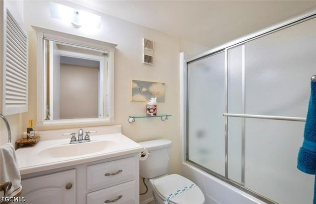 1580 Pine Valley DR 217, Fort Myers, FL 33907