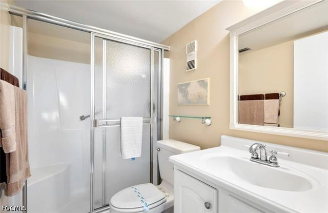 1580 Pine Valley DR 217, Fort Myers, FL 33907