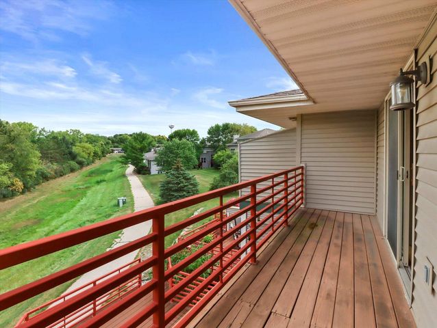 120 Meadowside Drive, Verona, WI 53593