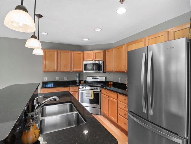 120 Meadowside Drive, Verona, WI 53593