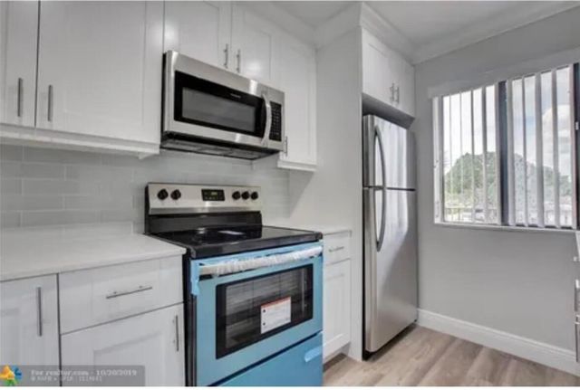 4110 Tivoli Court 202, Lake Worth, FL 33467