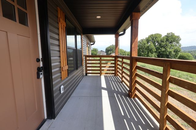 817 Smith Bend Ln, Gainesboro, TN 38562