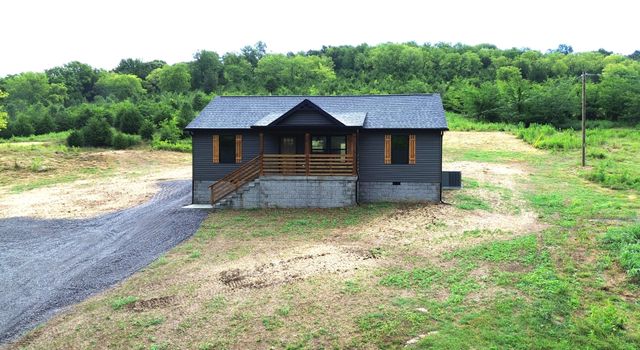 817 Smith Bend Ln, Gainesboro, TN 38562