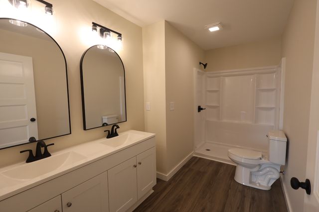 817 Smith Bend Ln, Gainesboro, TN 38562