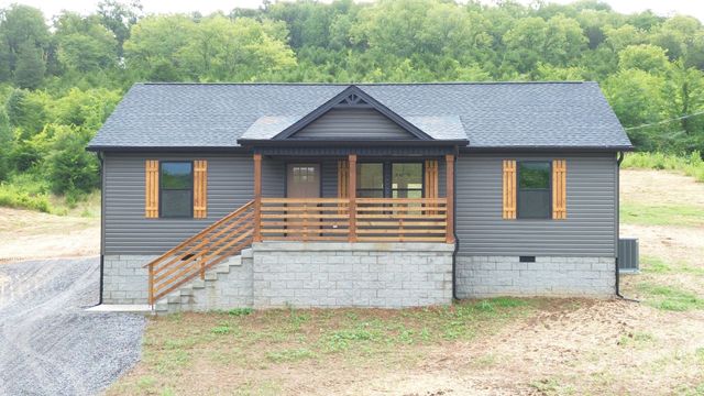 817 Smith Bend Ln, Gainesboro, TN 38562
