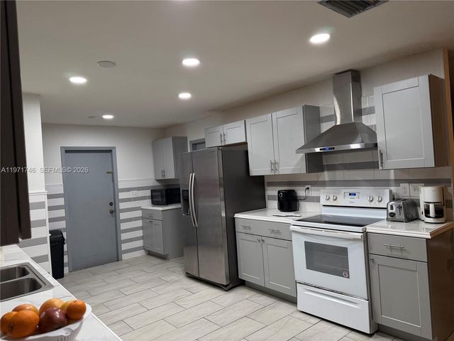 4431 NE 1st Ter, Deerfield Beach, FL 33064