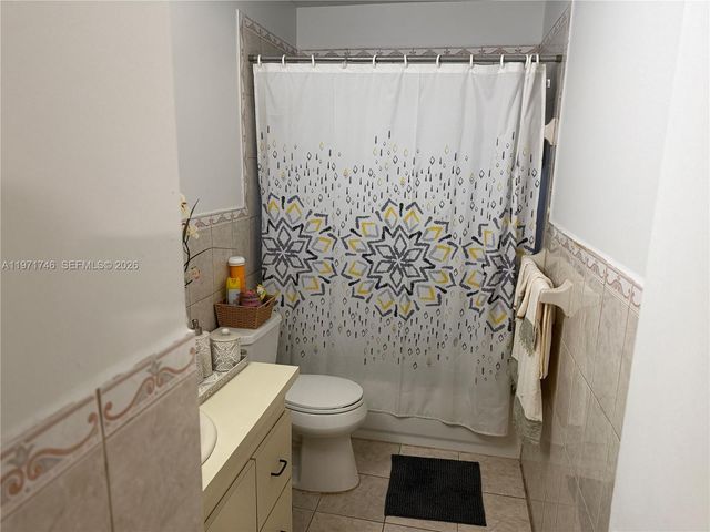 4431 NE 1st Ter, Deerfield Beach, FL 33064