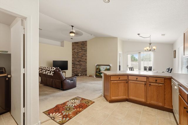 1360 Peppoli Loop SE, Rio Rancho, NM 87124