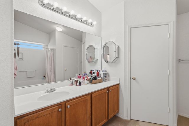 1360 Peppoli Loop SE, Rio Rancho, NM 87124