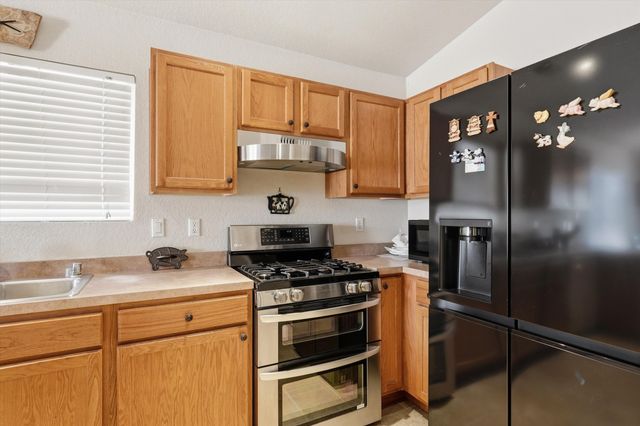 1360 Peppoli Loop SE, Rio Rancho, NM 87124