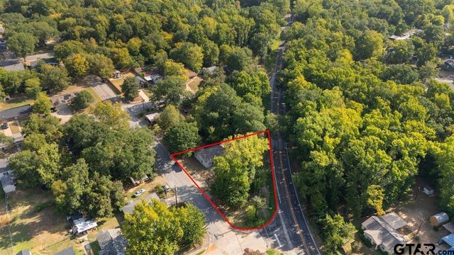 402 E Barrett, Tyler, TX 75702