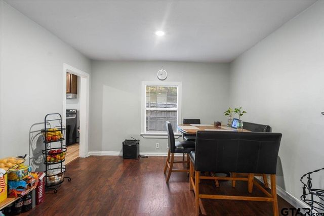 402 E Barrett, Tyler, TX 75702