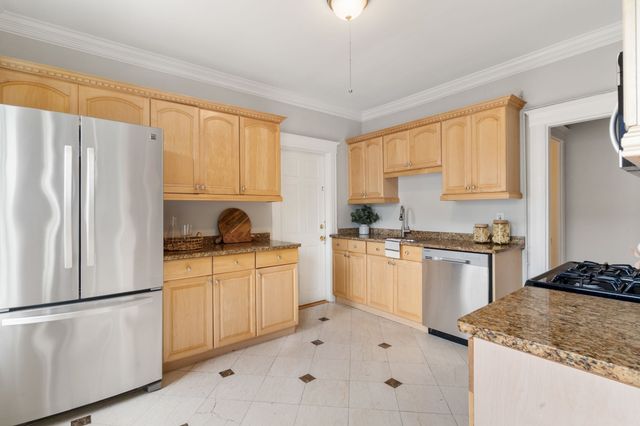 171 Savin Hill Ave 2, Boston, MA 02125