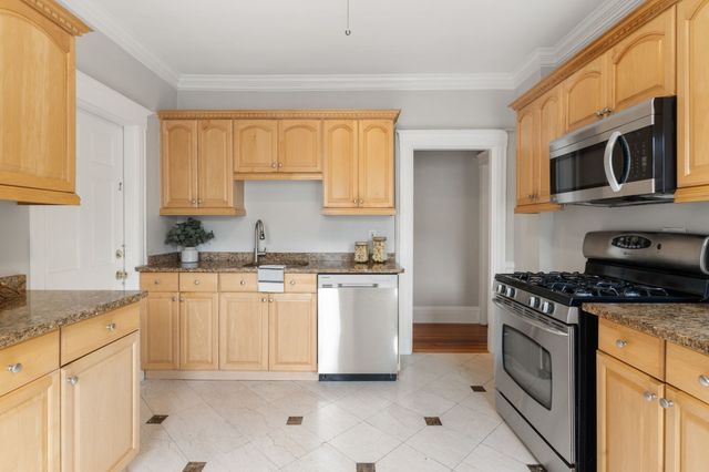 171 Savin Hill Ave 2, Boston, MA 02125