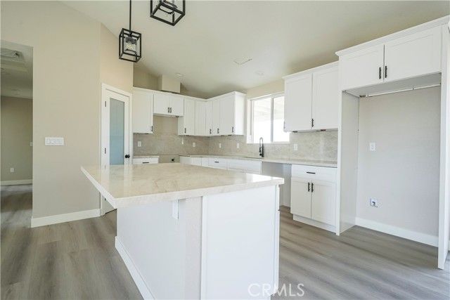 15413 Burwood Road, Victorville, CA 92394