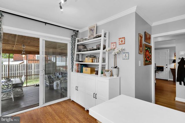 211 E INDIAN SPRING DR, Silver Spring, MD 20901