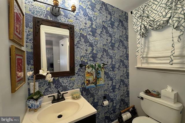 211 E INDIAN SPRING DR, Silver Spring, MD 20901