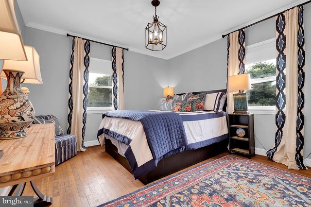 211 E INDIAN SPRING DR, Silver Spring, MD 20901