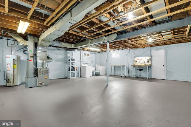 211 E INDIAN SPRING DR, Silver Spring, MD 20901