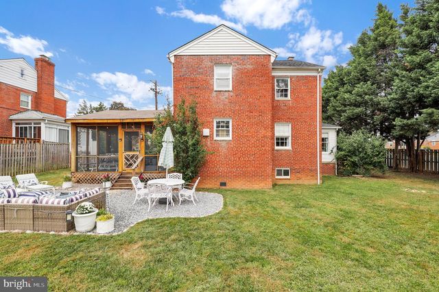 211 E INDIAN SPRING DR, Silver Spring, MD 20901