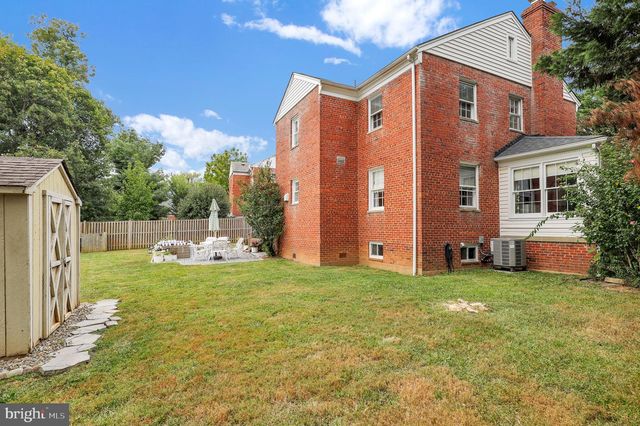 211 E INDIAN SPRING DR, Silver Spring, MD 20901