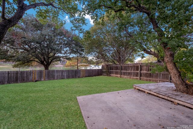 10702 Lake Path, San Antonio, TX 78217